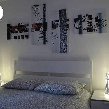 Windows Of Bica-great View Over River Apartment Lisbon