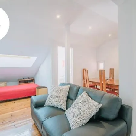 Апартаменты Windows Of Bica-great View Over River Лиссабон