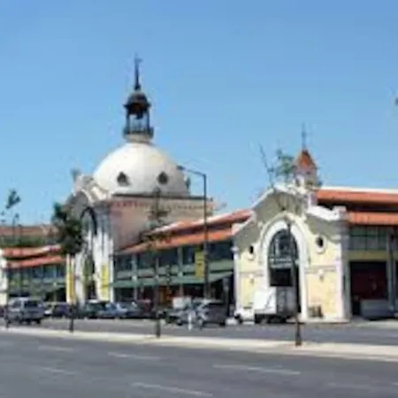 Windows Of Bica-great View Over River * Lissabon